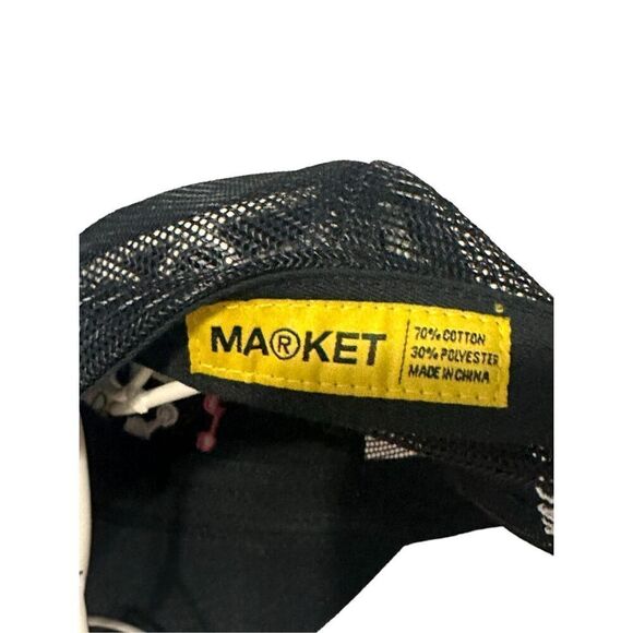 VERY NICE UNISEX Market X Smiley URBAN OUTFITTERS Exclusive Collage Trucker Hat - Picture 7 of 11